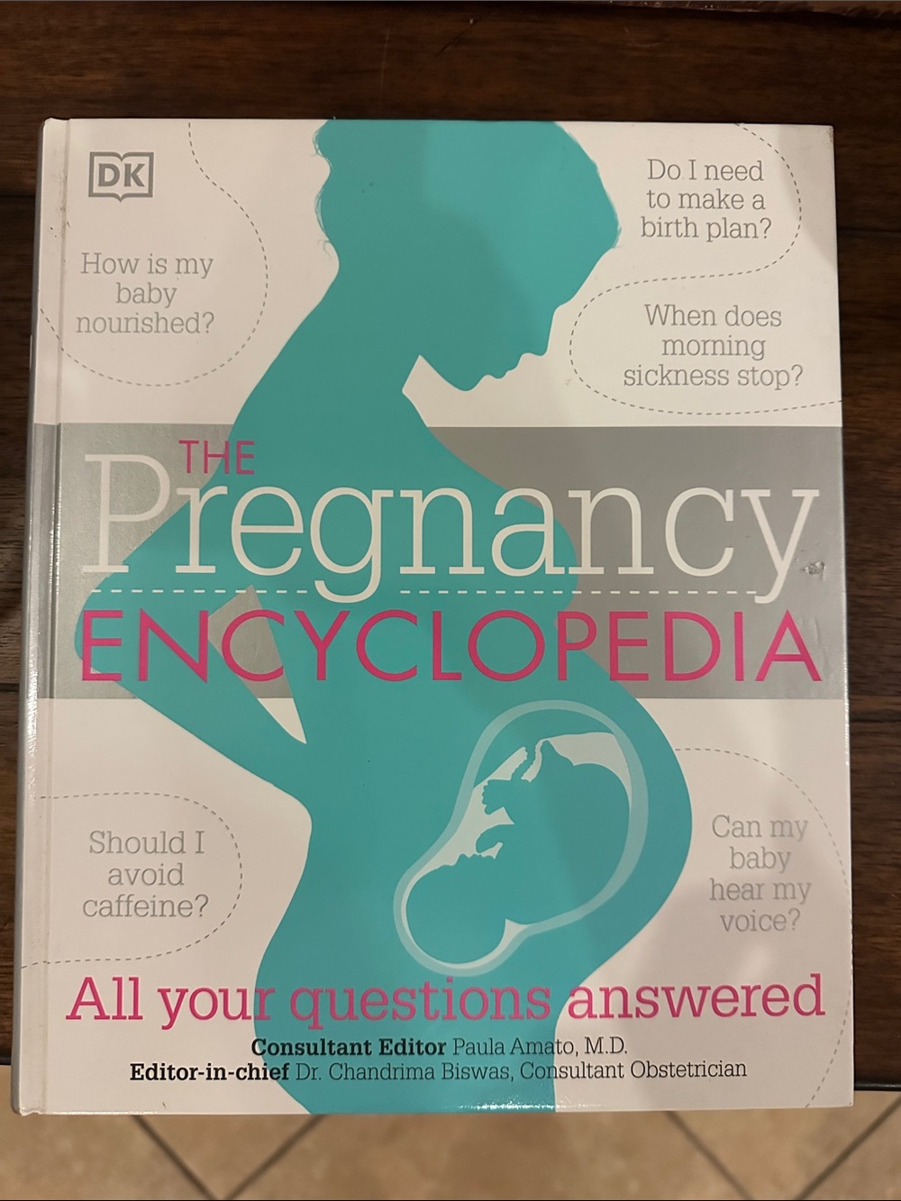NWOT - The Pregnancy Encyclopedia!!!! A MUST HAVE RESOURCE